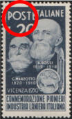 “ punto bianco sopra la O di POSTE “
