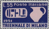 Soggetto simbolico, rosa chiaro e oltremare.