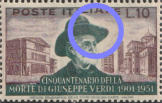 “ punto bianco sulla falda del cappello “