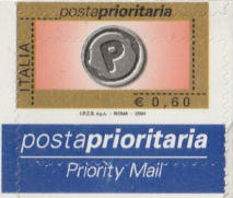 “ fustellatura fortemente spostata, etichetta azzurra chiaro ”