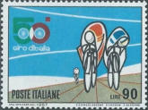 Su pista, policromo. 