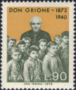 Don Orione tra i fanciulli, verde bottiglia e ocra.